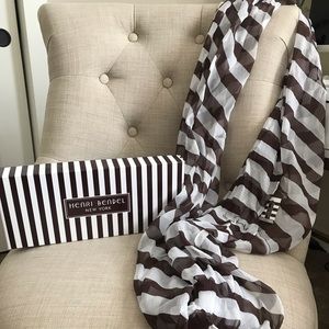Henri Bendel scarf